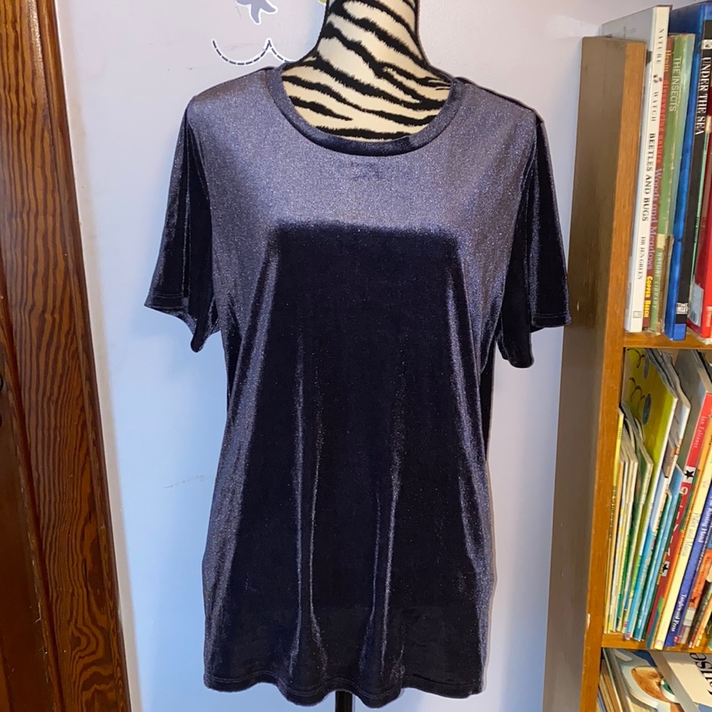 Old Navy purple velvet short sleeve shirt size XL